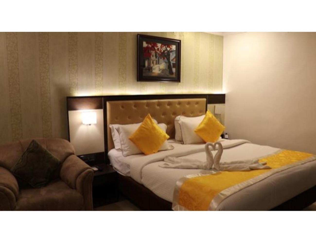 The Grand Krishna Luxury Hotel, Chikmagalur Ngoại thất bức ảnh