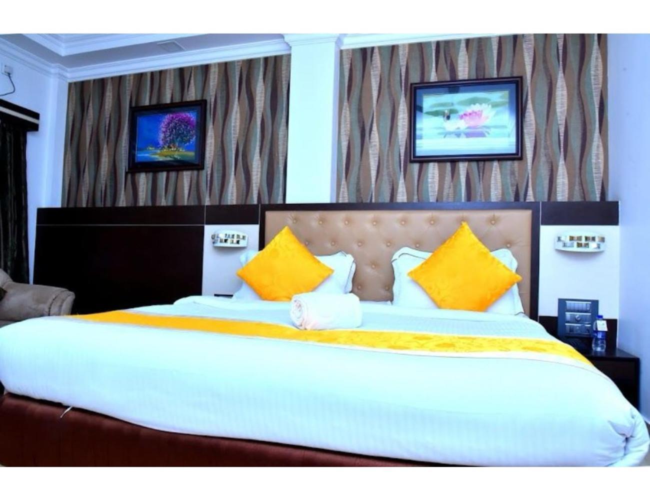 The Grand Krishna Luxury Hotel, Chikmagalur Ngoại thất bức ảnh