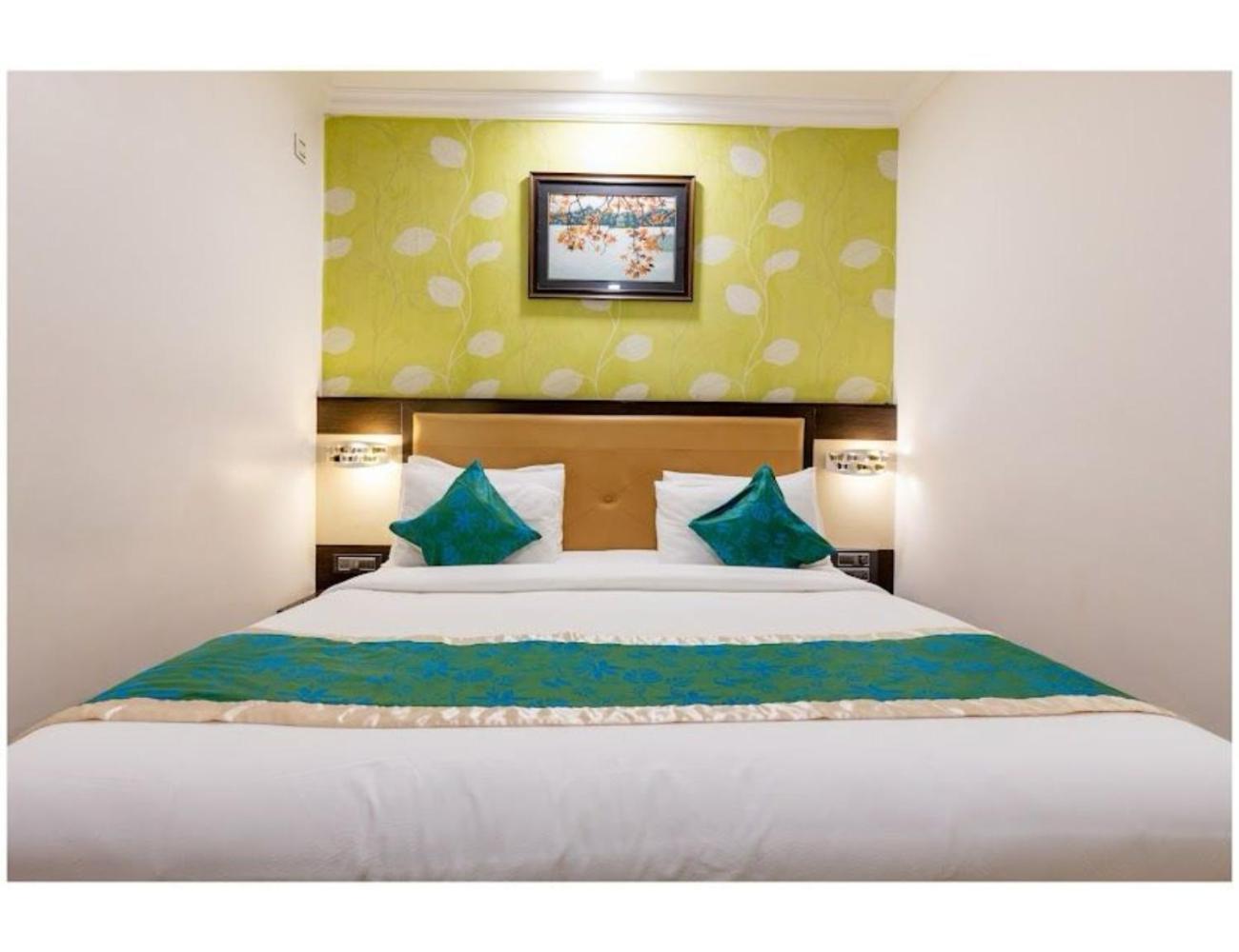 The Grand Krishna Luxury Hotel, Chikmagalur Ngoại thất bức ảnh